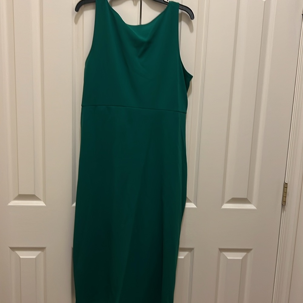 Guess Twist-Front Scuba-Crepe Sheath Dress - Picture 7 of 7